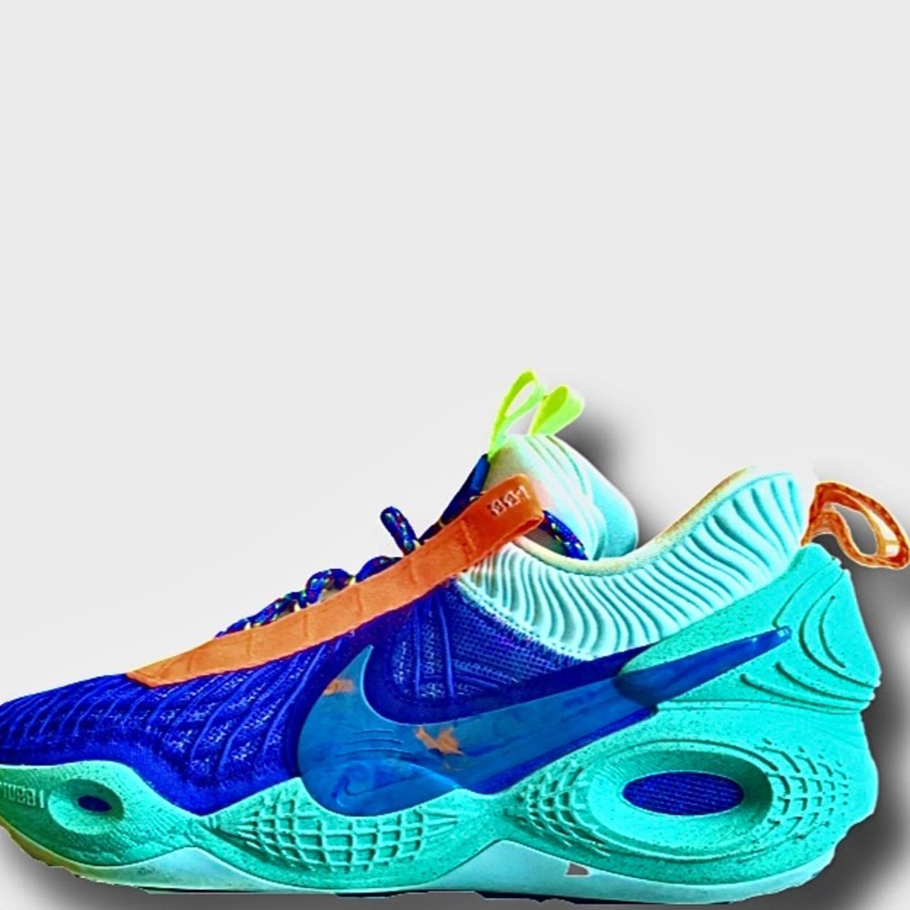 NIKE COSMIC UNITY | 10